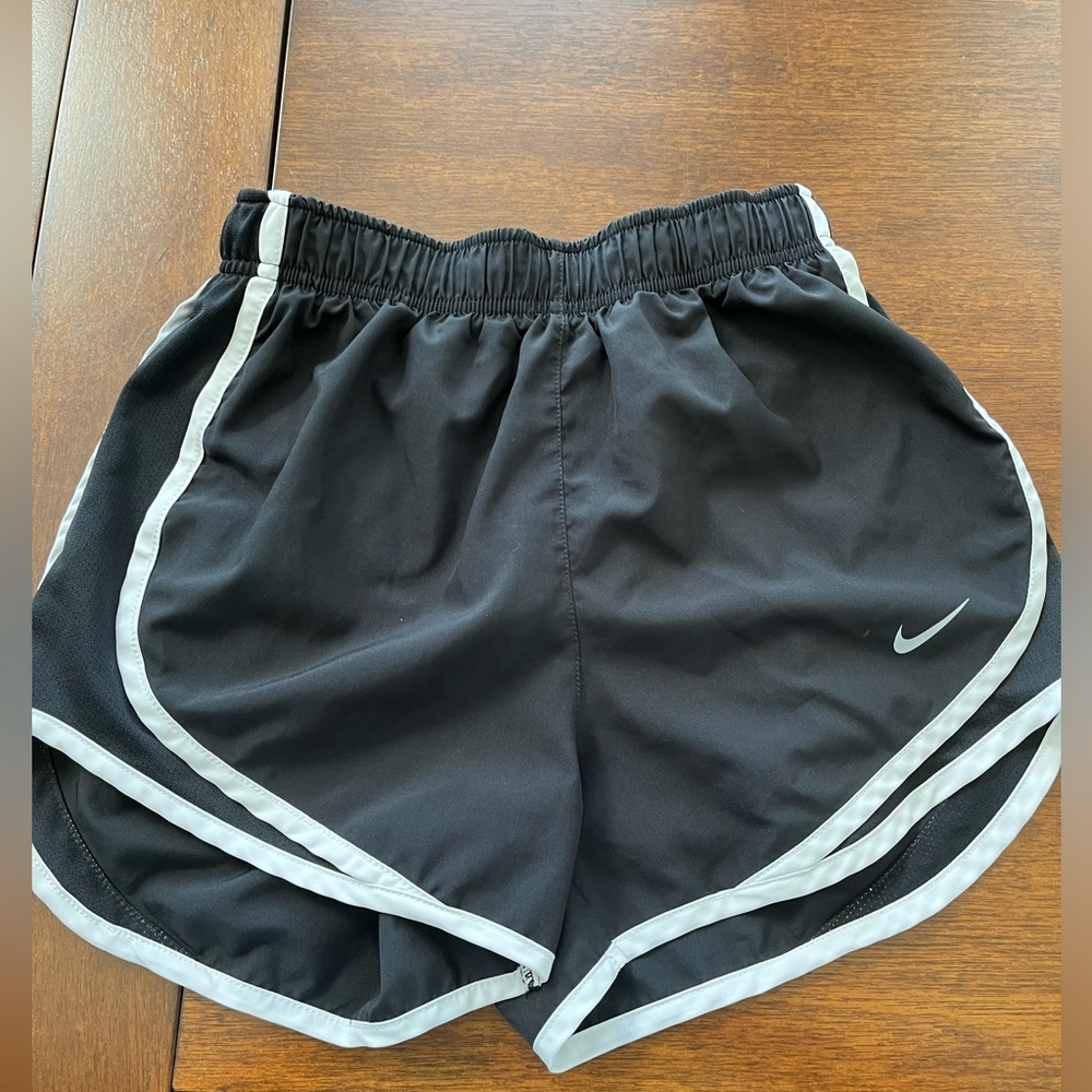 Nike women’s running shorts size:xs